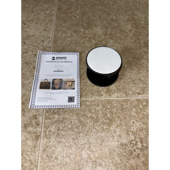 Upcycled Hand Crafted Designer Phone Grip W/ Certificate Of Authenticity - Picture 6 of 6